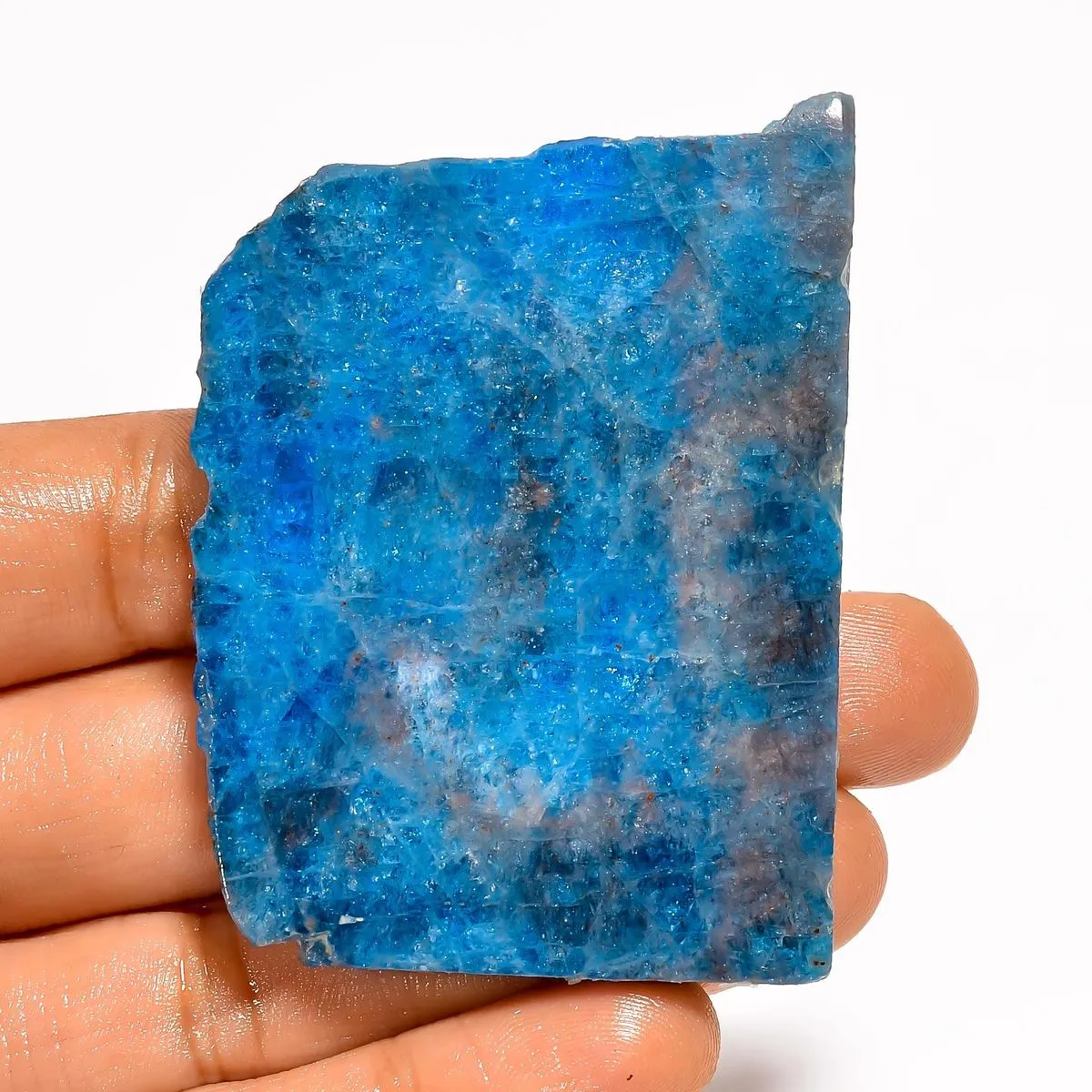 How to Cleanse Kyanite: Safe and Effective Methods Explained